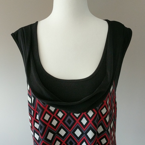Cowl Neck Geometric Tunic - Picture 3 of 6